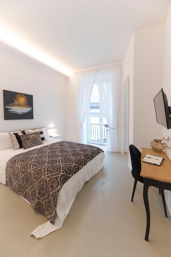 A Misura Duomo Rooms & Apartment - Ls Accommodations Nápoly Kültér fotó