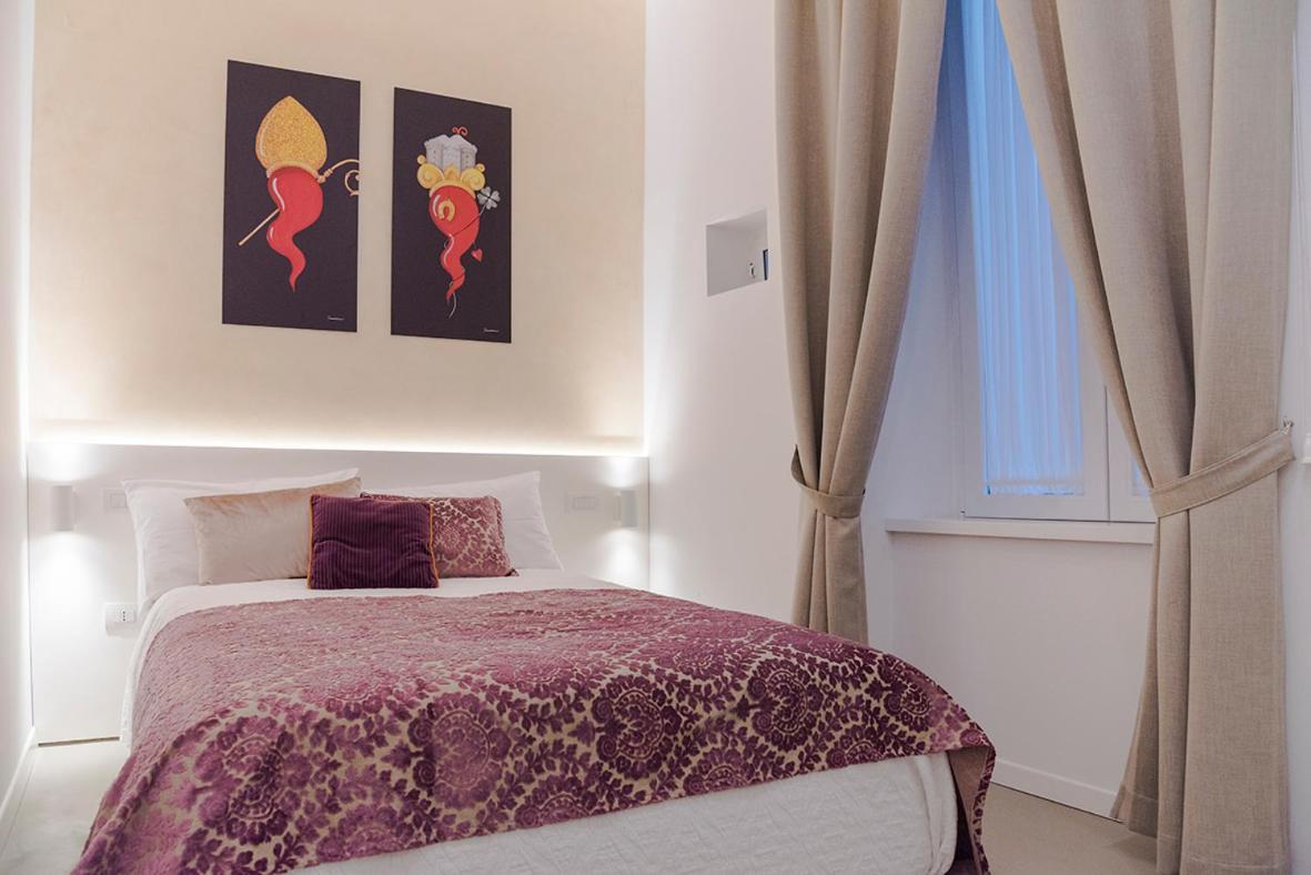 A Misura Duomo Rooms & Apartment - Ls Accommodations Nápoly Kültér fotó