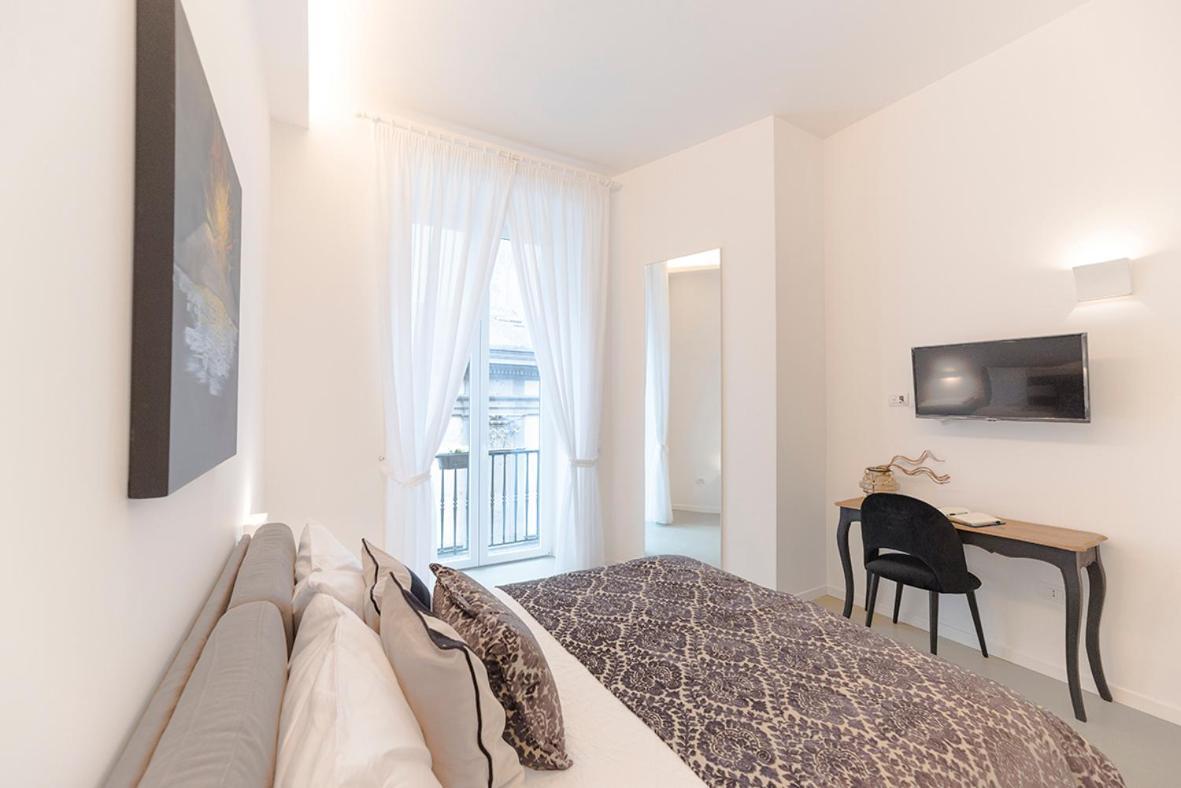 A Misura Duomo Rooms & Apartment - Ls Accommodations Nápoly Kültér fotó