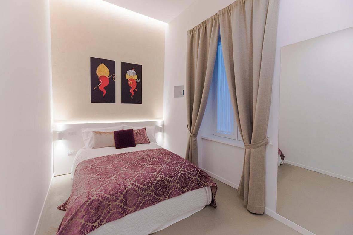 A Misura Duomo Rooms & Apartment - Ls Accommodations Nápoly Kültér fotó